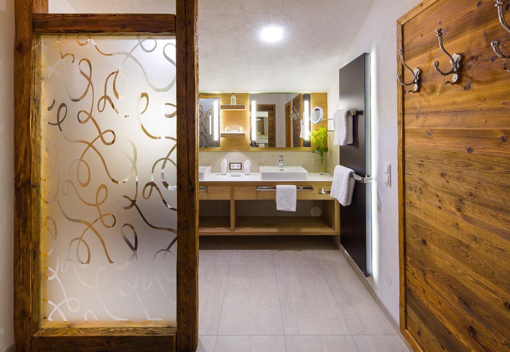 Haller's Geniesserhotel Hotel 4*