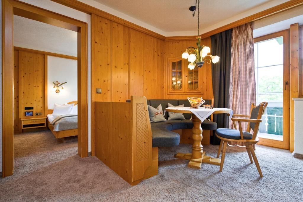 Haller's Geniesserhotel Hotel 4*